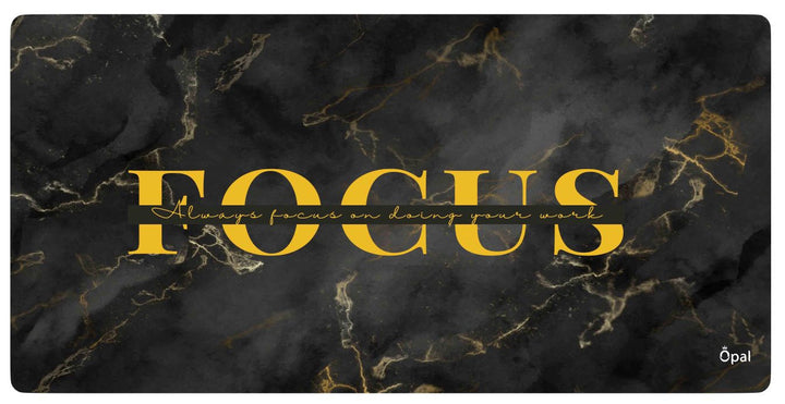 FOCUS FORWARD DESK PAD