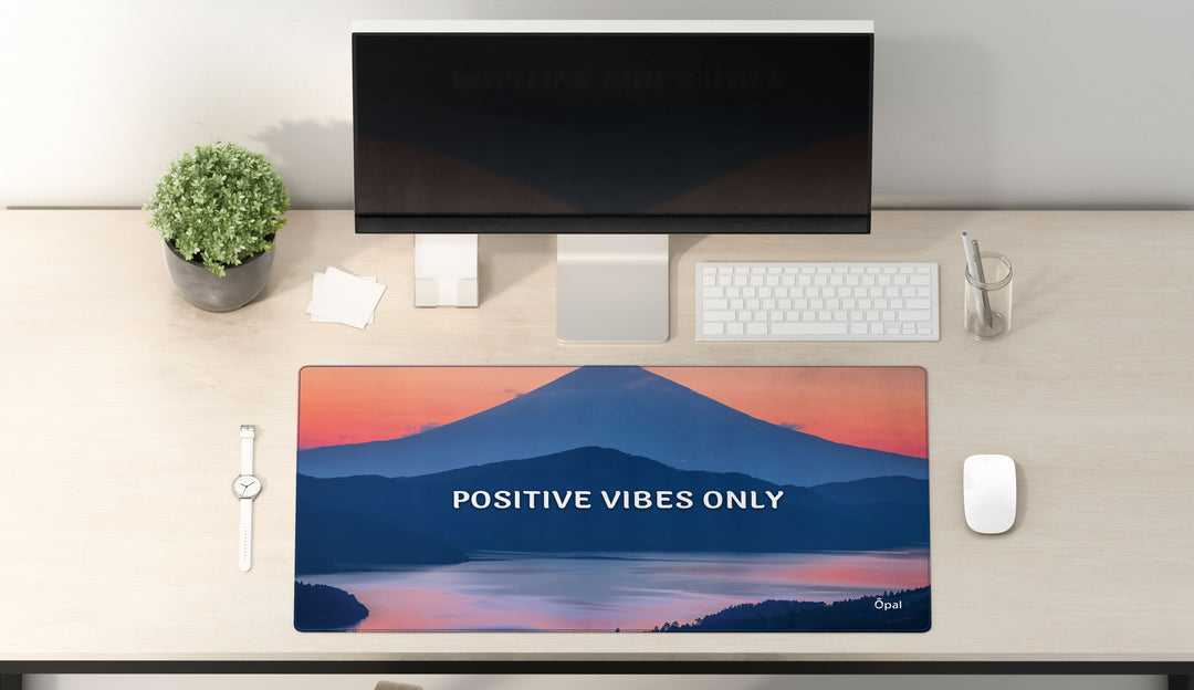 Only Good Vibes DESK PAD 80 x 40 cm