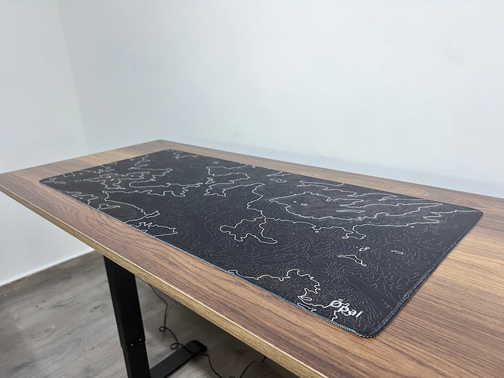 Topographic Black &amp; White Monochrome DESK PAD - Opal-mobilier de bureau casablanca