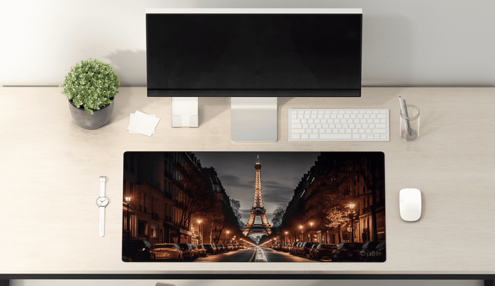 EIFFEL TOWER DESK PAD XL