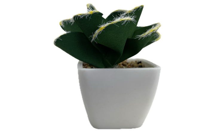 Plante artificielle en pot